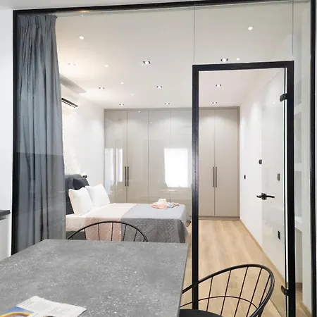 Psaron Suites Near Port *