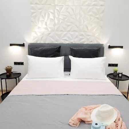 Apartment Psaron Suites Near Port *