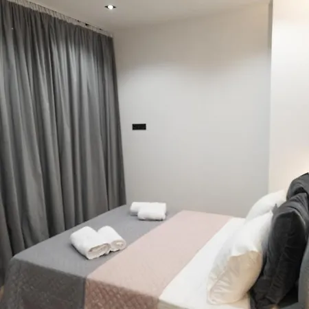 Psaron Suites Near Port Apartment Piraeus